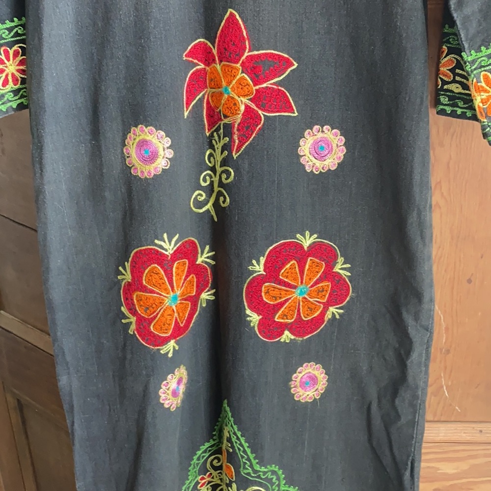 Vintage 70’s Rare Maxi Dress with Embroidery. Sz S - Picture 3 of 12
